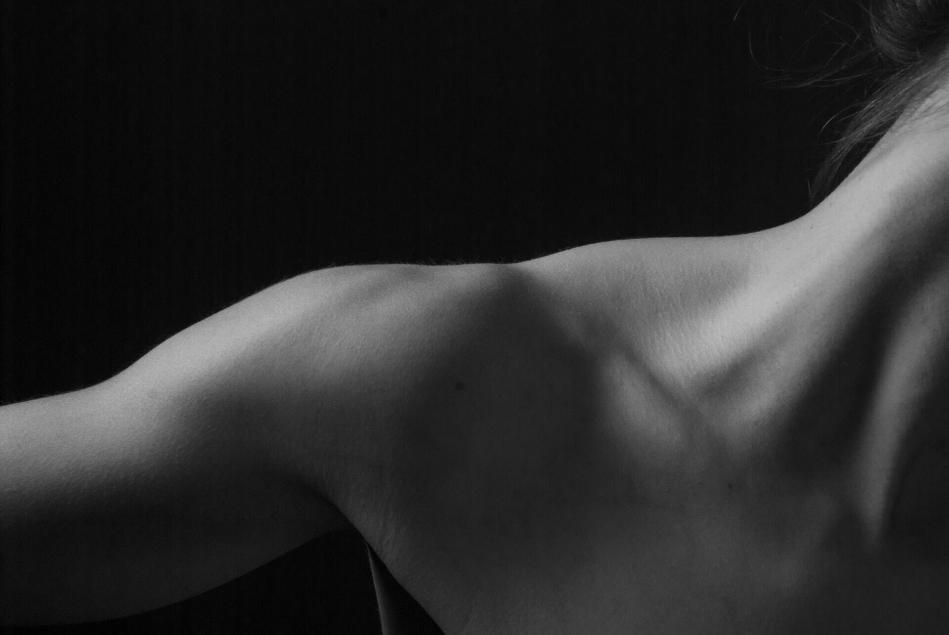 shoulders